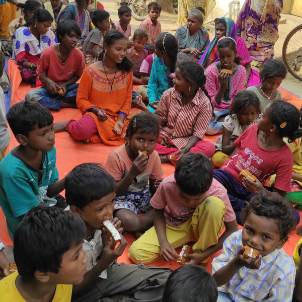 Slum-Feeding-India
