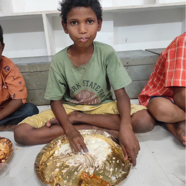 Slum-Feeding-one